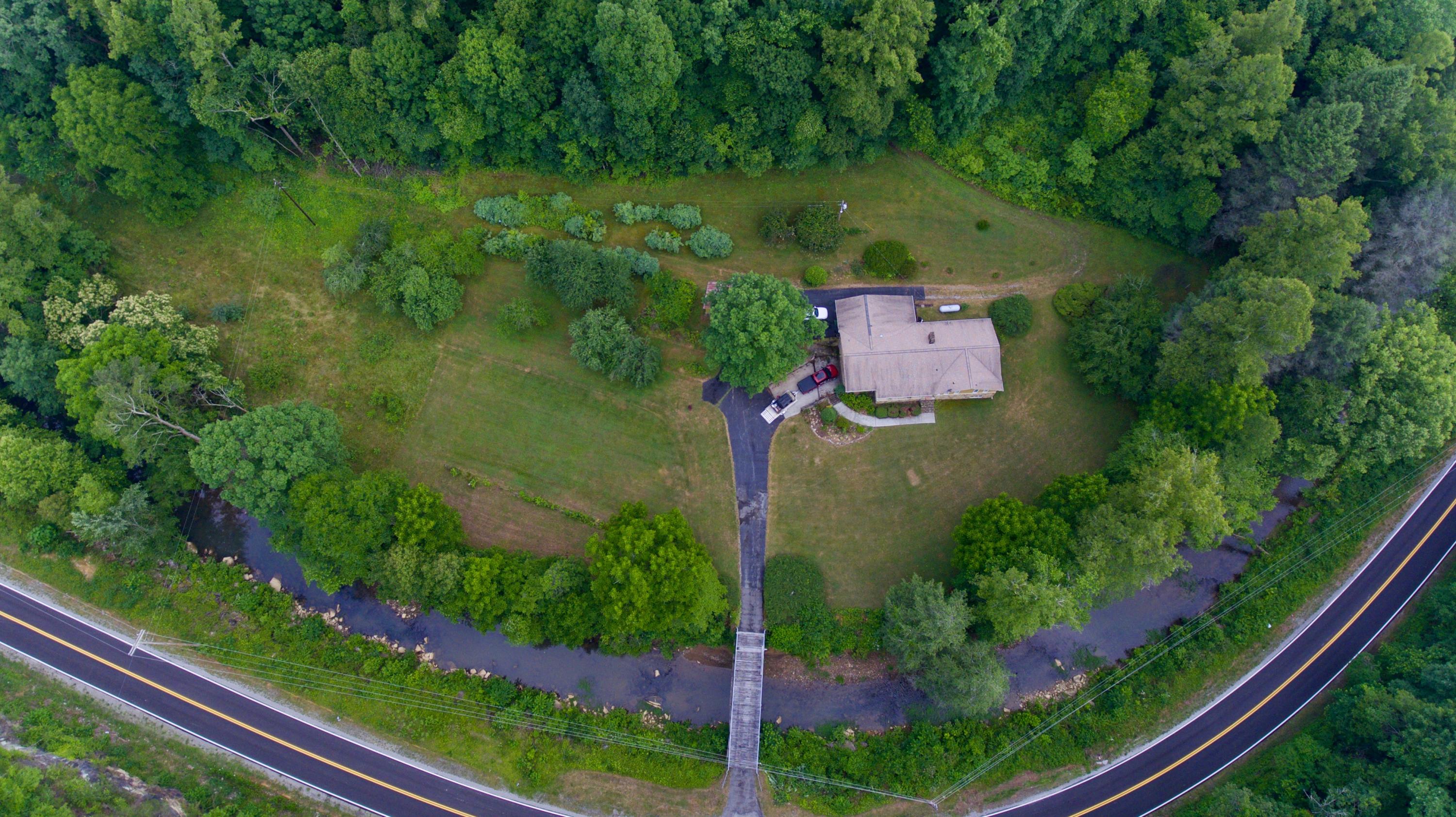 2675 Stinking Creek Road Pioneer, TN 37847 - Photo 2 of 40 2