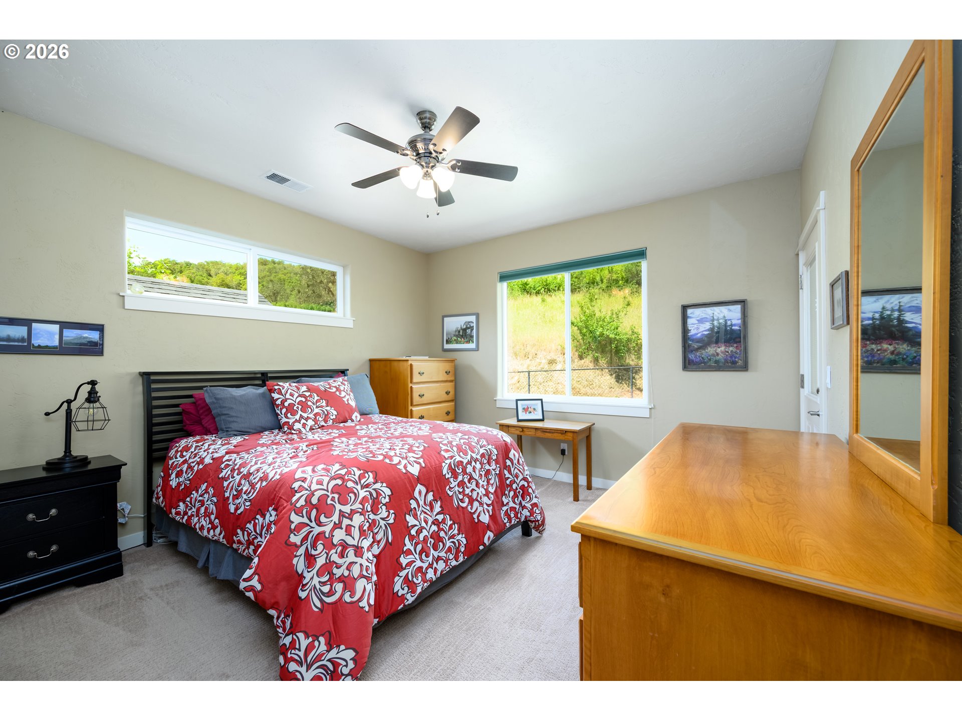 411 Oak Valley Loop Winchester, OR 97495 - Photo 15 of 45
