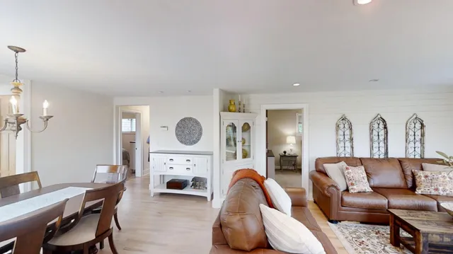 $419,900 | 28674 810th Avenue, Hollandale, MN 56045