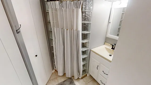 $419,900 | 28674 810th Avenue, Hollandale, MN 56045