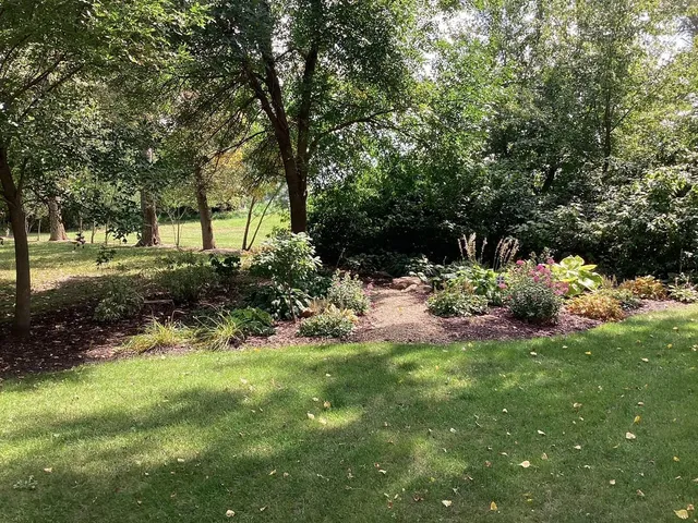 $419,900 | 28674 810th Avenue, Hollandale, MN 56045