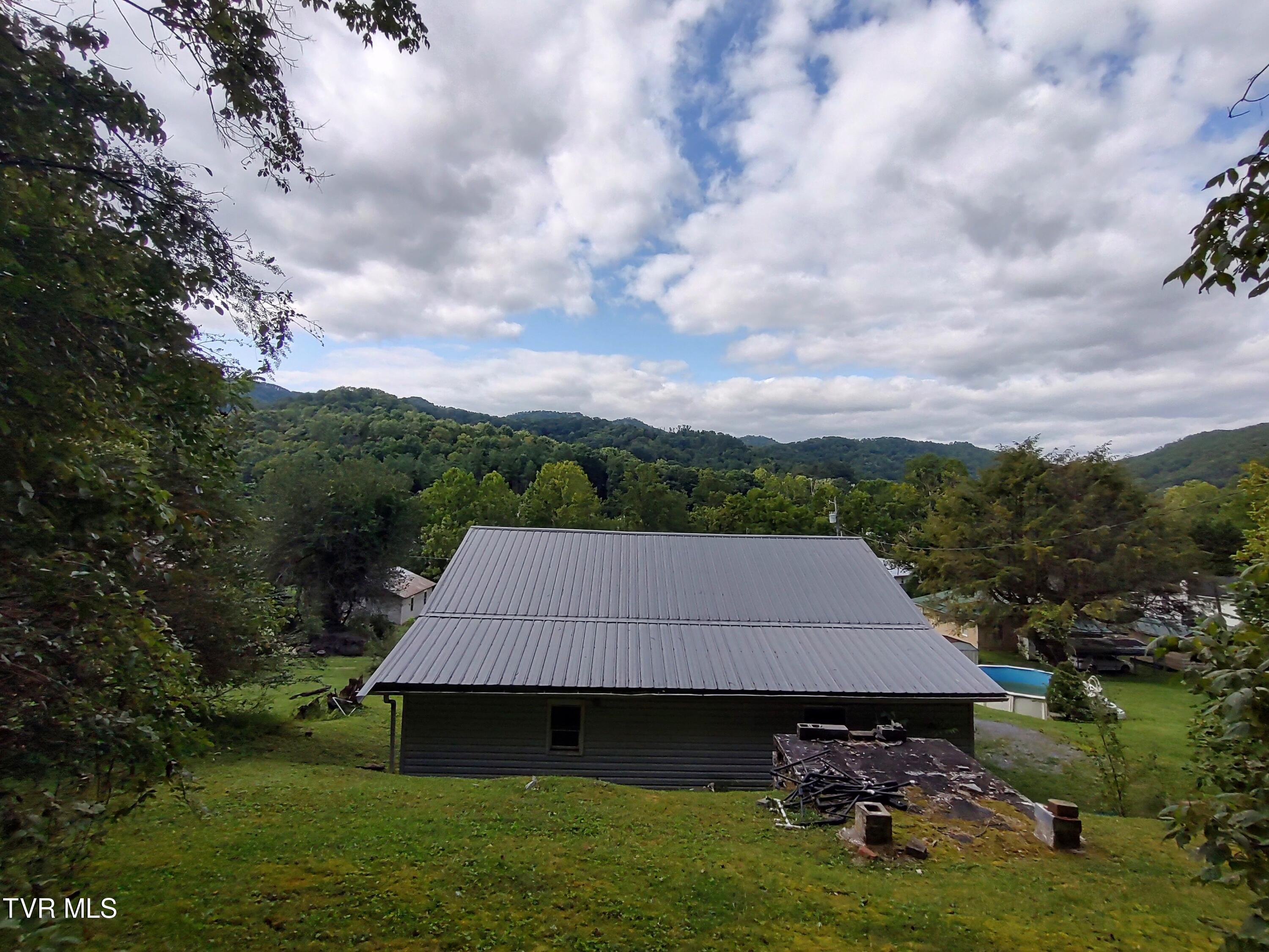 235 Rte 645 Jonesville, VA 24263 - Photo 11 of 22 IMG_20240820_164800785_HDR