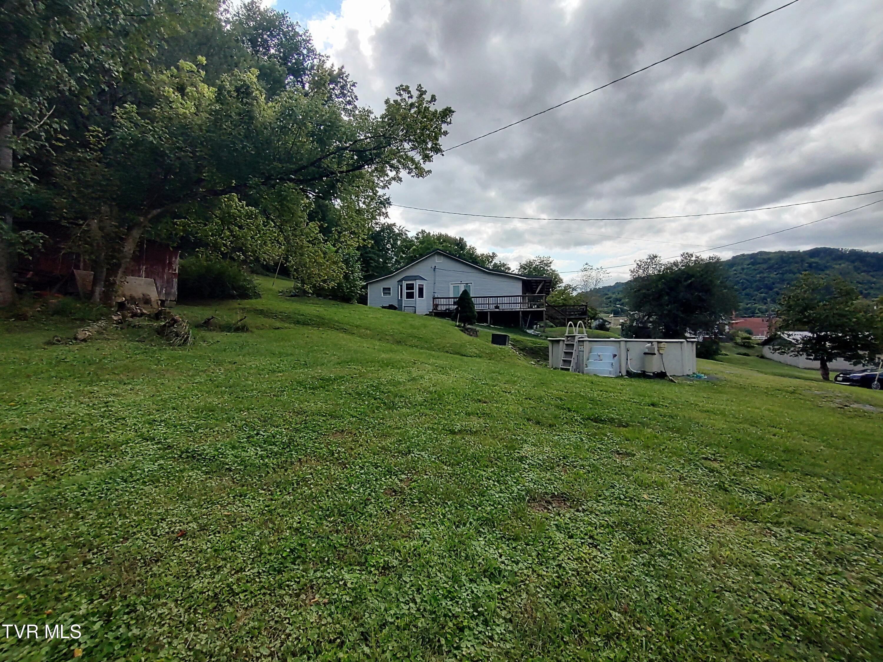 235 Rte 645 Jonesville, VA 24263 - Photo 4 of 22 IMG_20240820_164111158_HDR