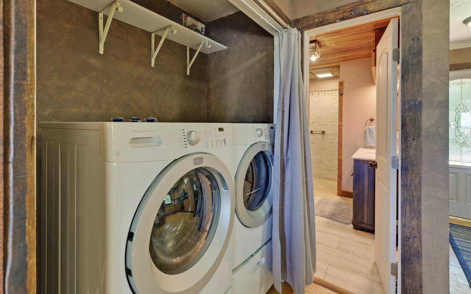 624 Talona Mountain Road Ellijay, GA 30536 - Photo 21 of 49 a utility room with dryer and washer