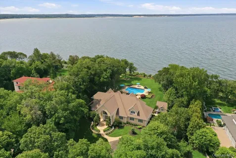 $5,100,000 | 14 Woodcock Lane, Old Field, NY 11733