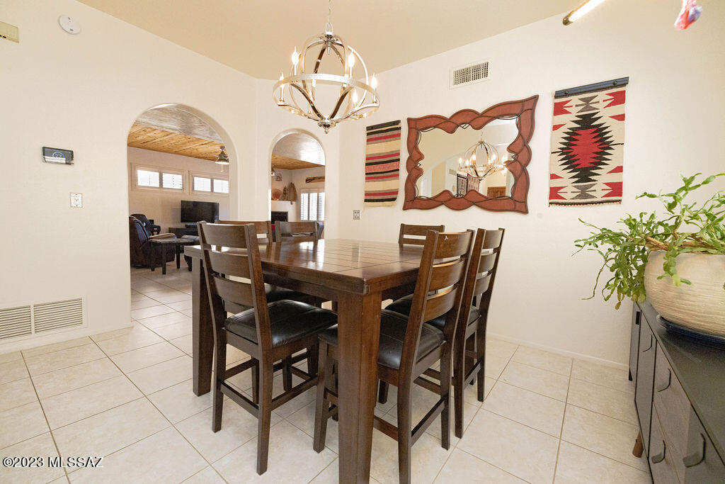 1719 Deer Hollow Loop Tucson, AZ 85737 - Photo 18 of 46