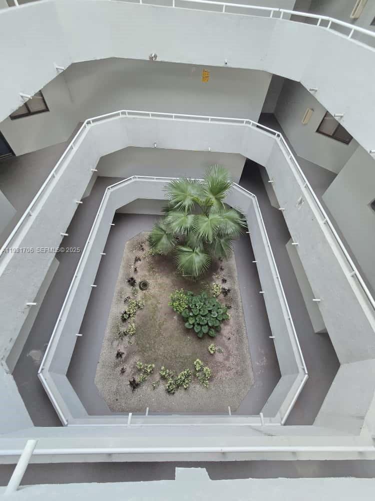 8255 Southwest 152nd Avenue, Unit E411 Miami, FL 33193 - Photo 6 of 20