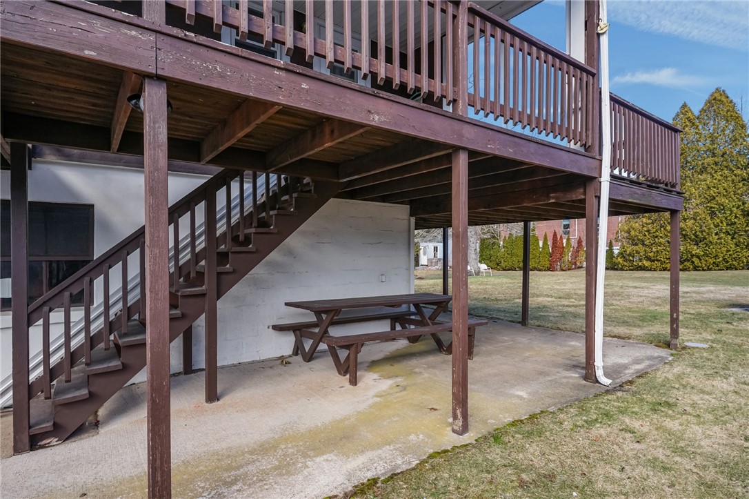 3 Columbus Avenue Westerly, RI 02891 - Photo 4 of 27