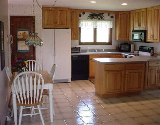 313 Riverview Road Rexford, NY 12148 - Photo 3 of 10 Photo 3