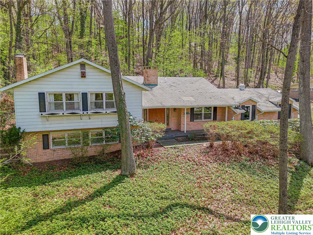 270 Bierys Bridge Road Bethlehem, PA 18017 - Photo 6 of 87