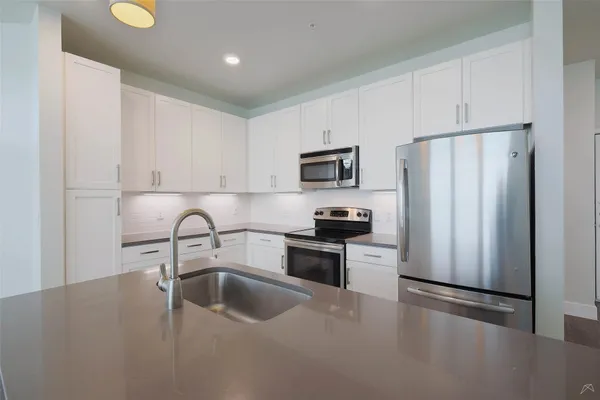$2,329 | 4800 Steiner Ranch Boulevard, Unit 3202, Austin, TX 78732