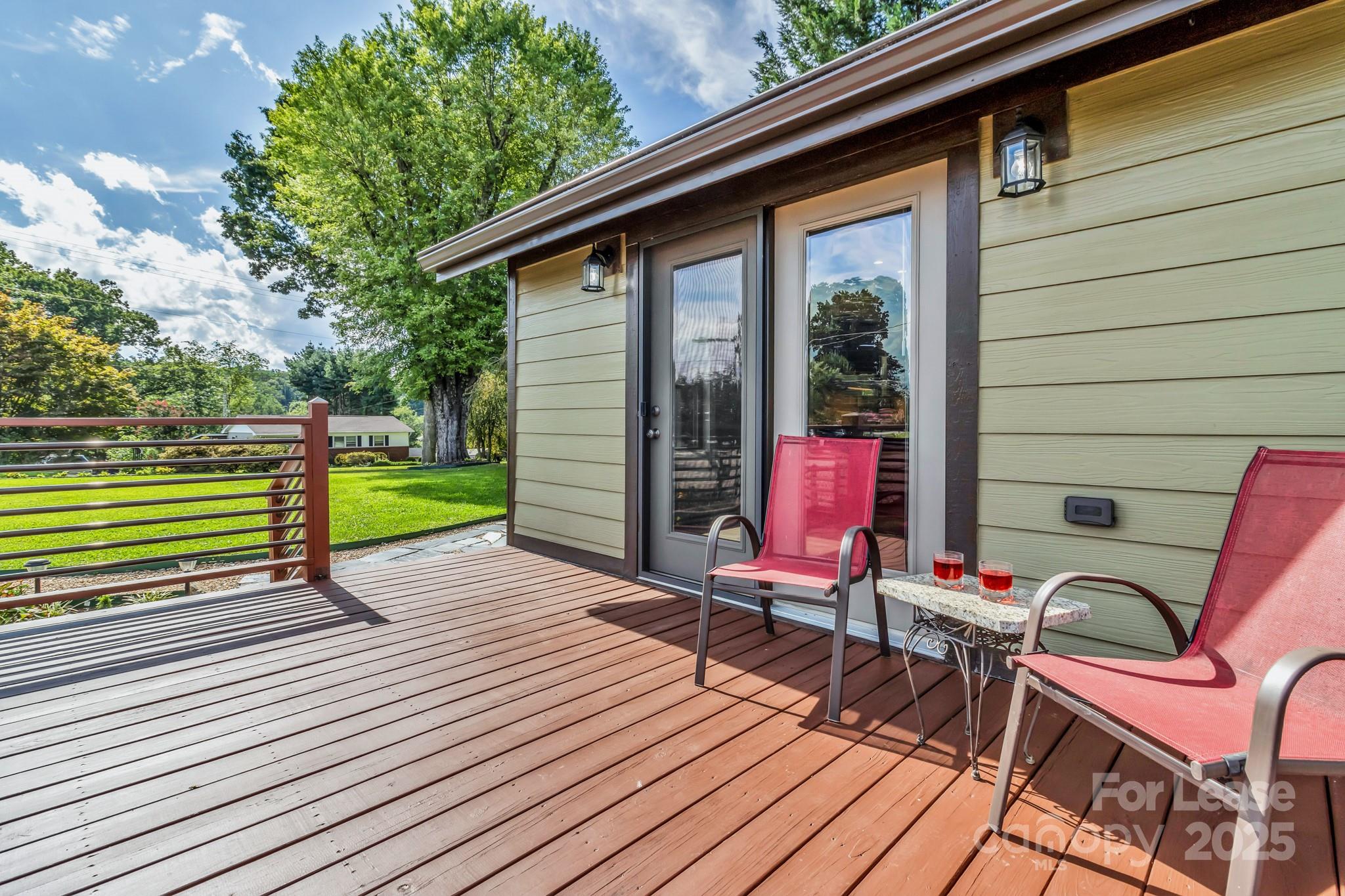 150 Oak Hill Road Candler, NC 28715 - Photo 36 of 44 a view of sitting area with chairs