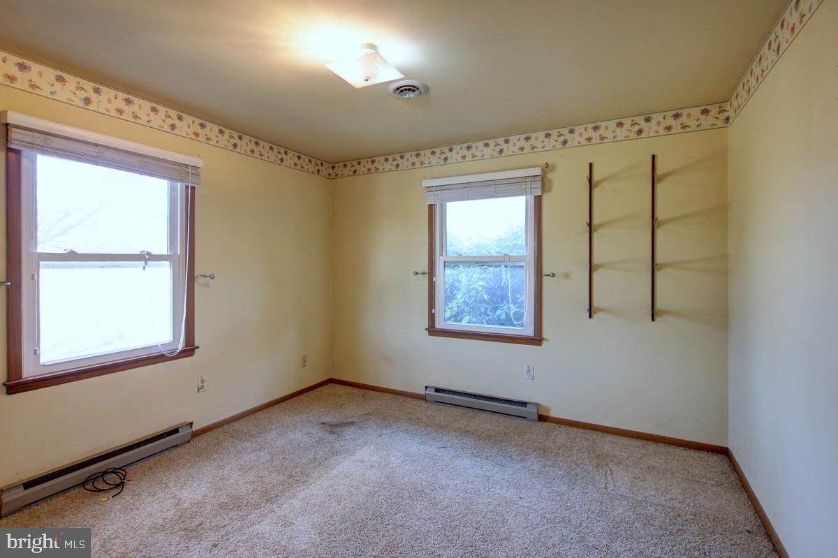 16460 Old Frederick Road Mount Airy, MD 21771 - Photo 12 of 25 Bedroom