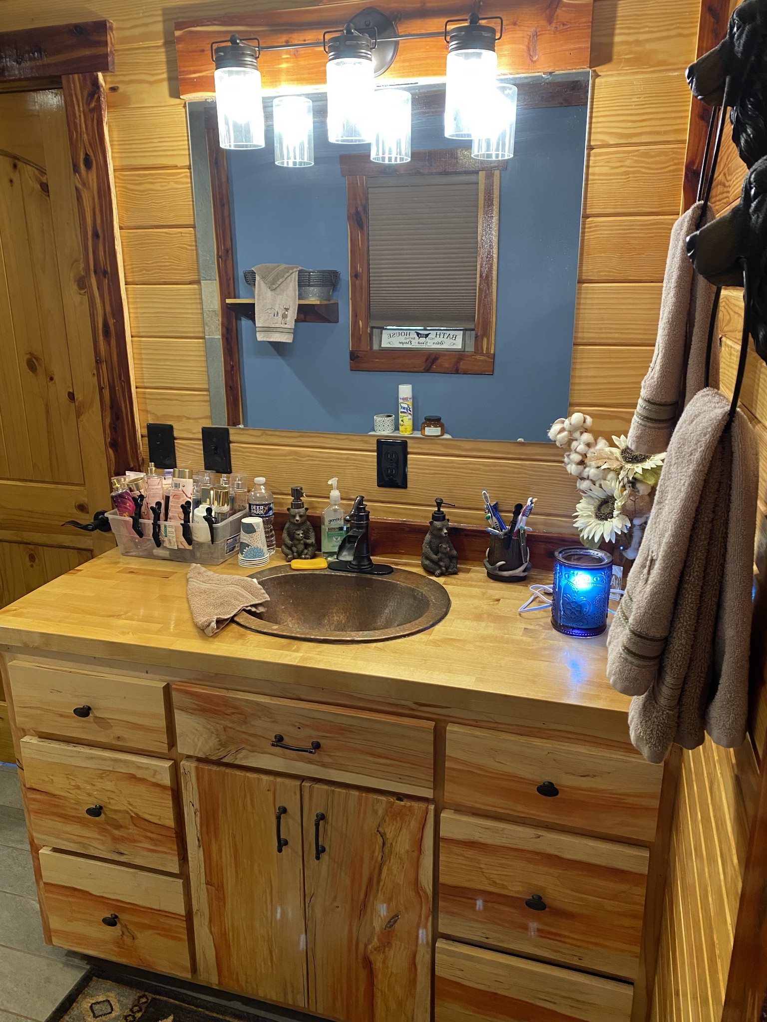 1063 Swan Mill Road Morrison, TN 37357 - Photo 23 of 35 a bathroom with a sink and a mirror