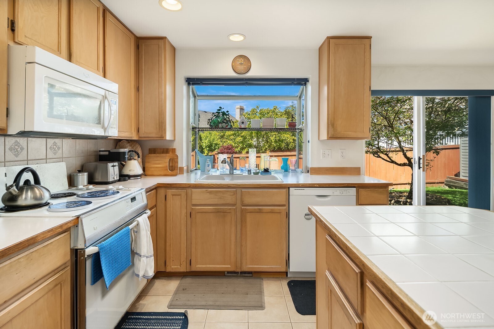 19021 113th Way Southeast Renton, WA 98055 - Photo 15 of 32