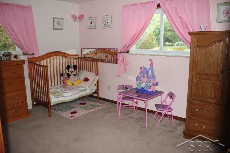 9171 Kochville Road Freeland, MI 48623 - Photo 7 of 14 20367087-6.JPG