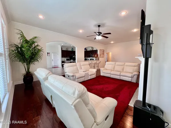 $350,000 | 1935 Hebert's Pass, Lake Charles, LA 70607