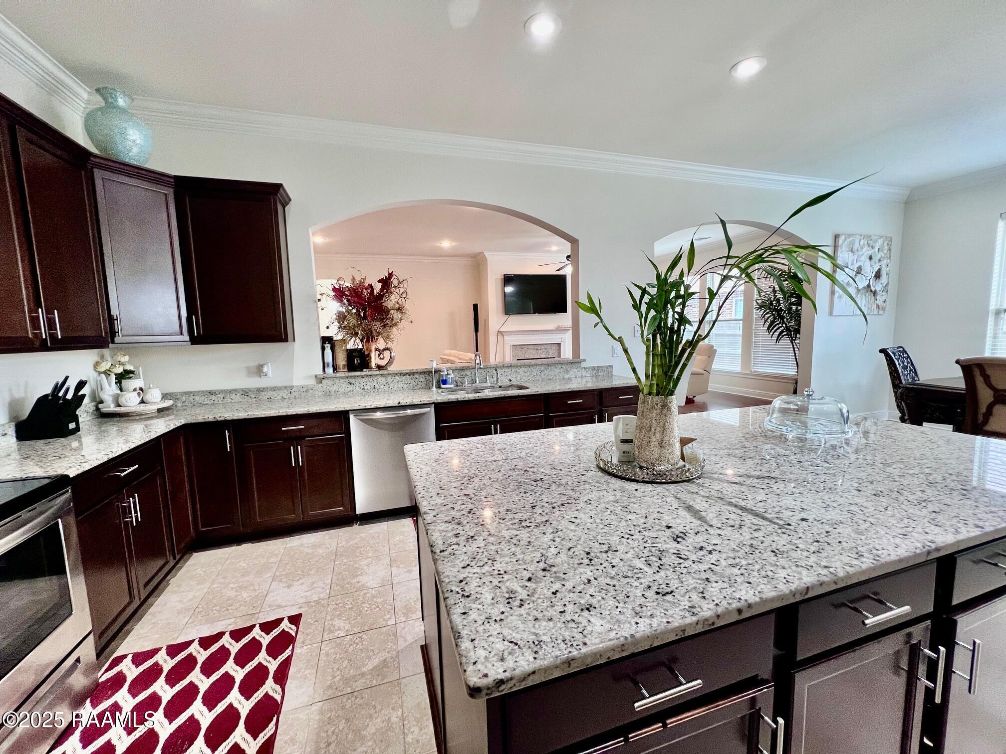 1935 Hebert's Pass Lake Charles, LA 70607 - Photo 8 of 24 IMG_6994