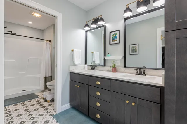 $1,099,000 | 16 Winn Way, Scarborough, ME 04074