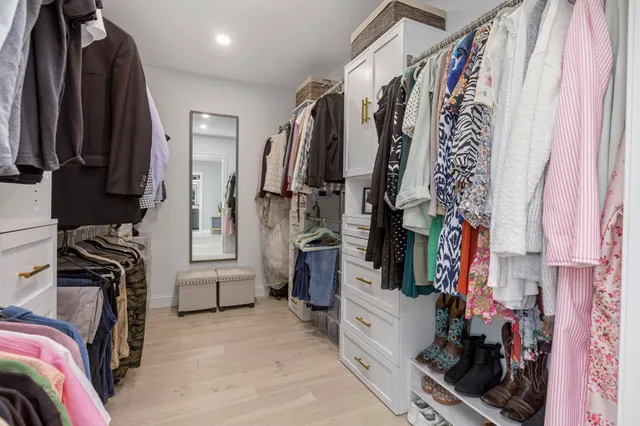 $1,099,000 | 16 Winn Way, Scarborough, ME 04074