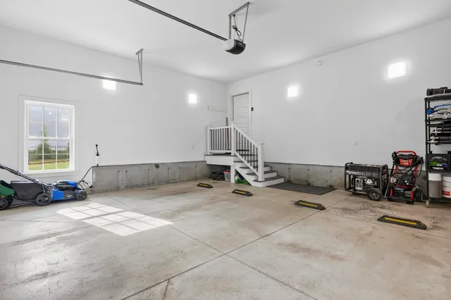 $1,099,000 | 16 Winn Way, Scarborough, ME 04074