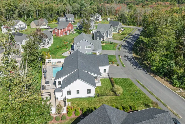 $1,099,000 | 16 Winn Way, Scarborough, ME 04074