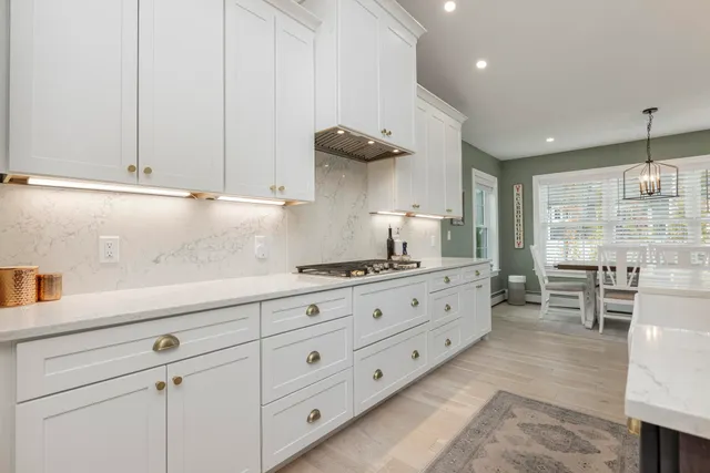 $1,099,000 | 16 Winn Way, Scarborough, ME 04074