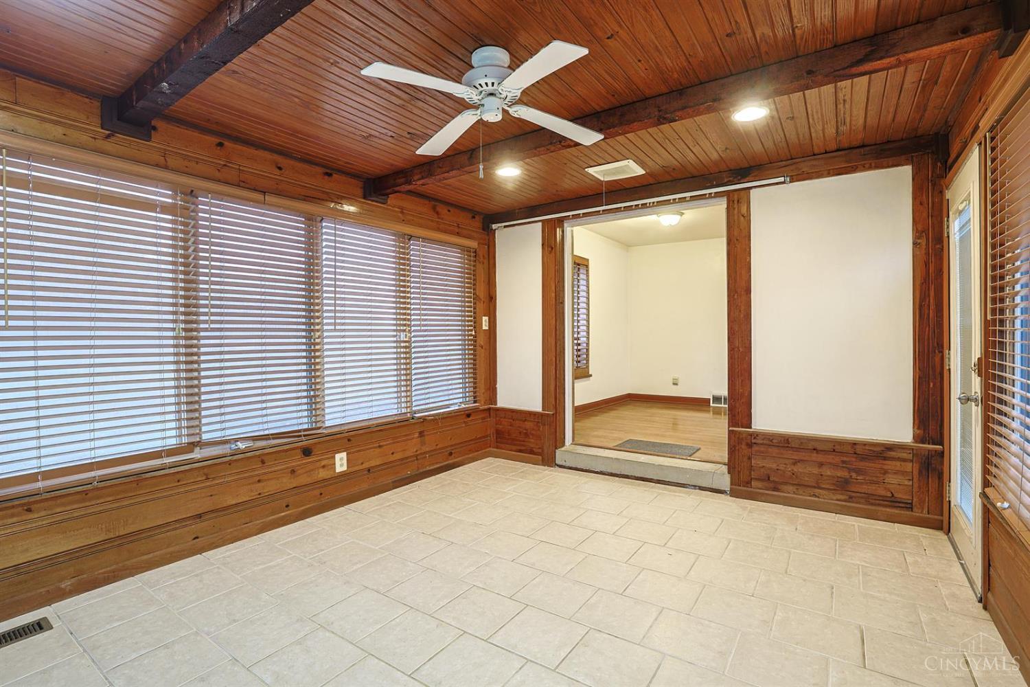 8877 Wuest Road Cincinnati, OH 45251 - Photo 48 of 64