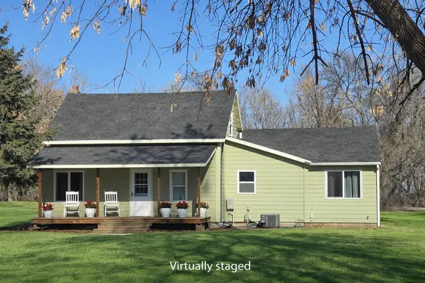 $275,000 | 47390 210th Street, Morris, MN 56267