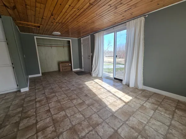$275,000 | 47390 210th Street, Morris, MN 56267