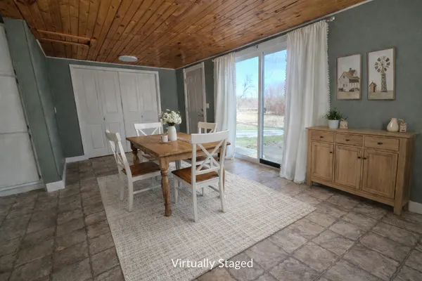 $275,000 | 47390 210th Street, Morris, MN 56267