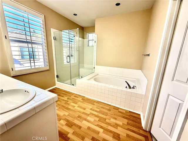 $5,000 | 36 Del Ventura, Irvine, CA 92606