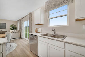 7174 Fair Oaks Road Racine, WI 53403 - Photo 12 of 20