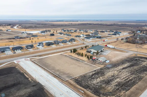 $625,000 | 675 Falcon Street, Mapleton, ND 58059