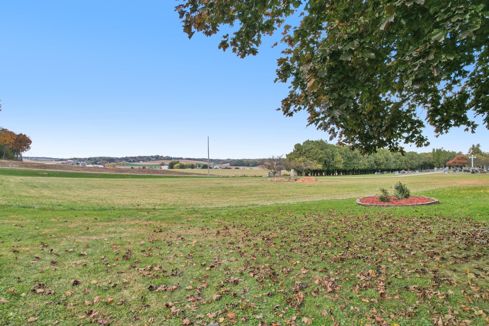 7108 Meier Road Middleton, WI 53562 - Photo 4 of 56