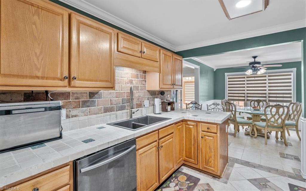 6024 Old Plank Road High Point, NC 27265 - Photo 14 of 37