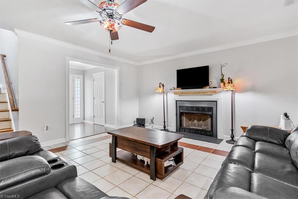 6024 Old Plank Road High Point, NC 27265 - Photo 8 of 37