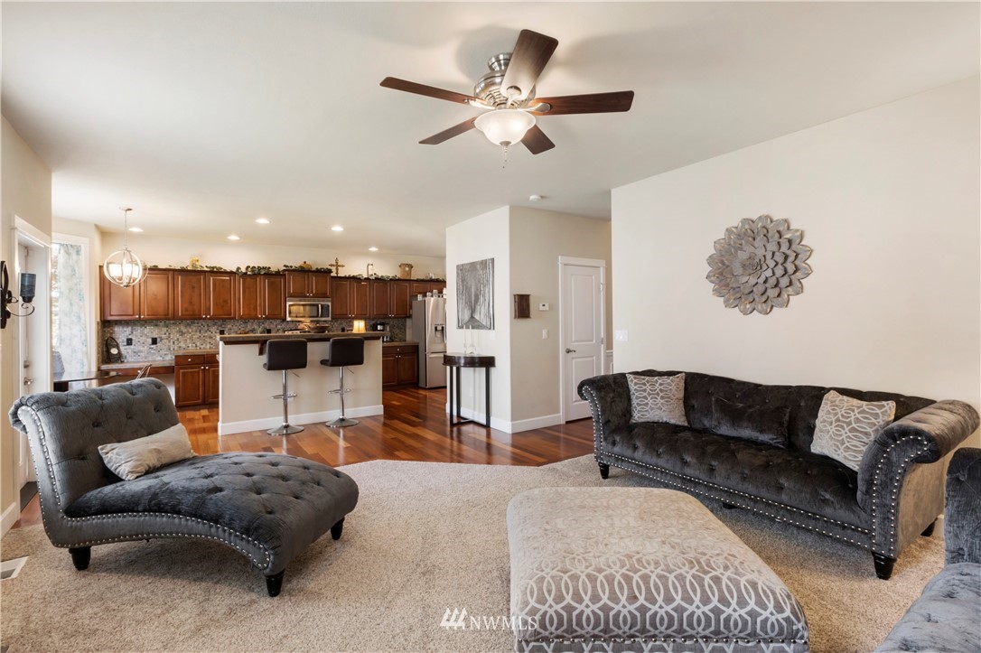 7121 Inlay Street Southeast Lacey, WA 98513 - Photo 12 of 29 Gallery Image 12
