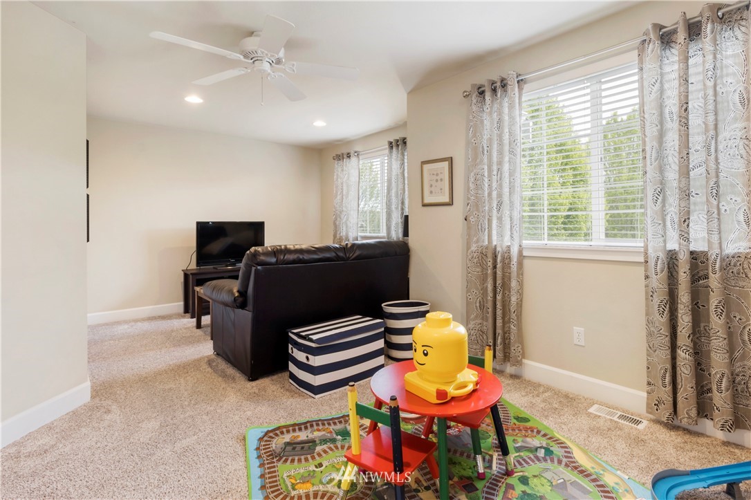 7121 Inlay Street Southeast Lacey, WA 98513 - Photo 21 of 29 Gallery Image 21