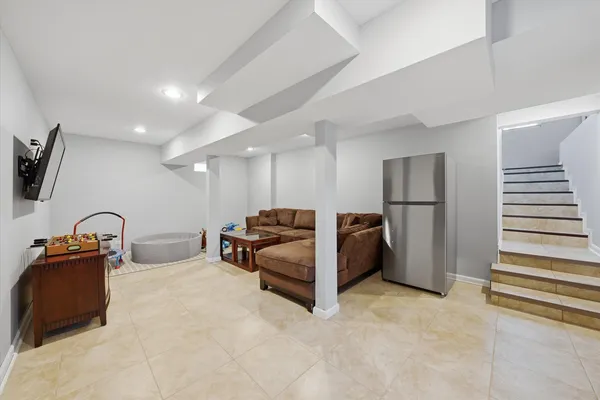 $599,000 | 239 Oregon Street, Frankfort, IL 60423