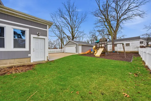 $599,000 | 239 Oregon Street, Frankfort, IL 60423