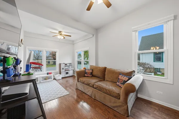 $599,000 | 239 Oregon Street, Frankfort, IL 60423