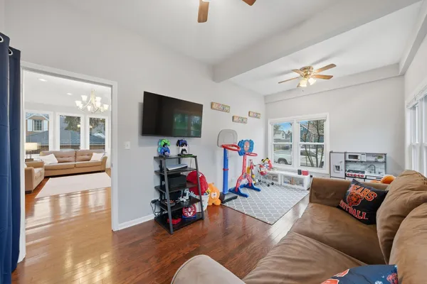 $599,000 | 239 Oregon Street, Frankfort, IL 60423