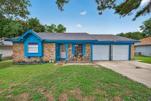 $250,000 | 6011 Knotty Wood Drive, Houston, TX 77040