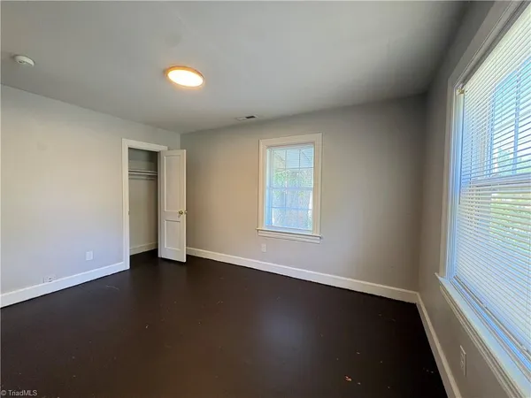 $1,025 | 317 Phillips Avenue, High Point, NC 27262