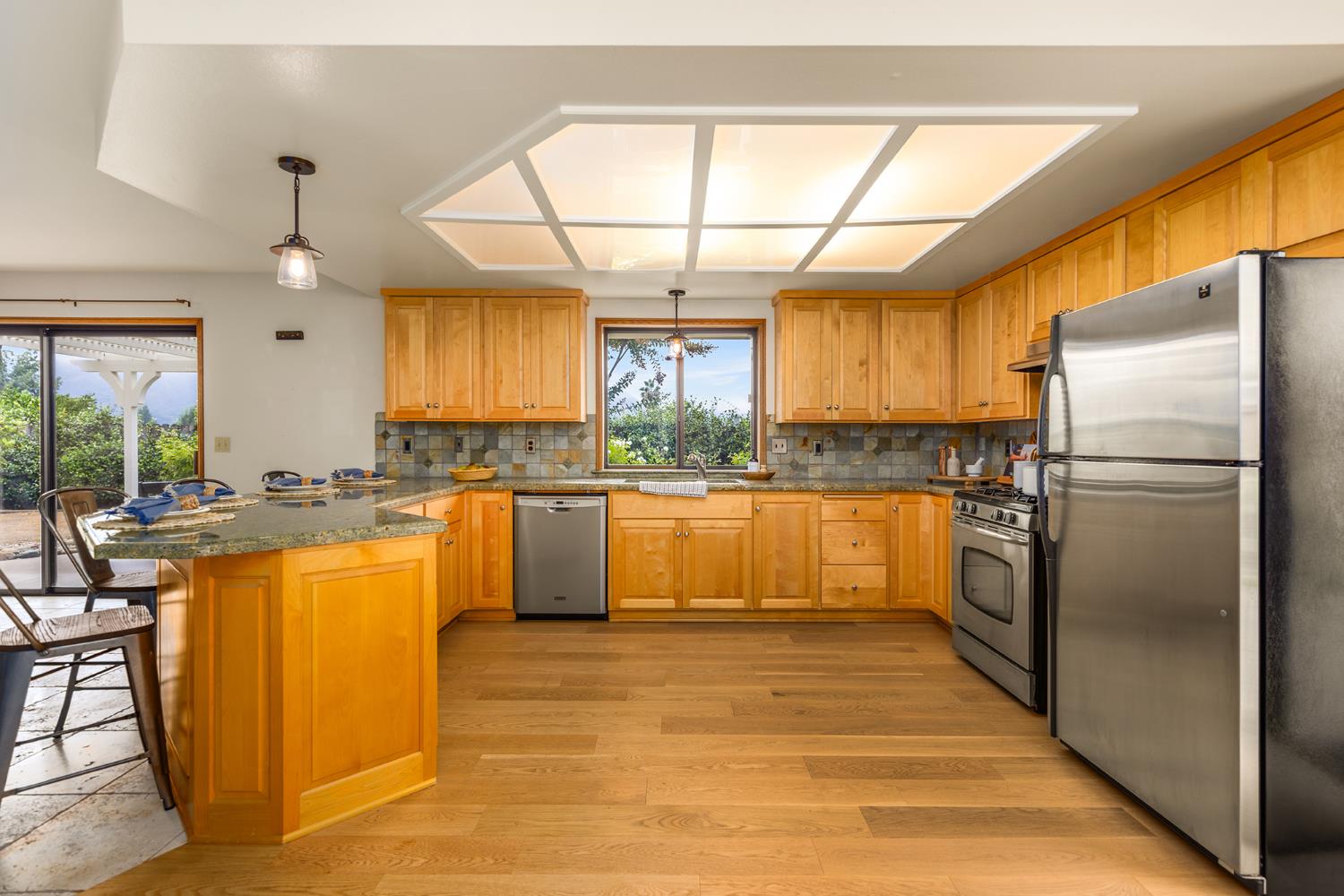 1209 San Ramon Way Ojai, CA 93023 - Photo 11 of 46 Gallery Image 11