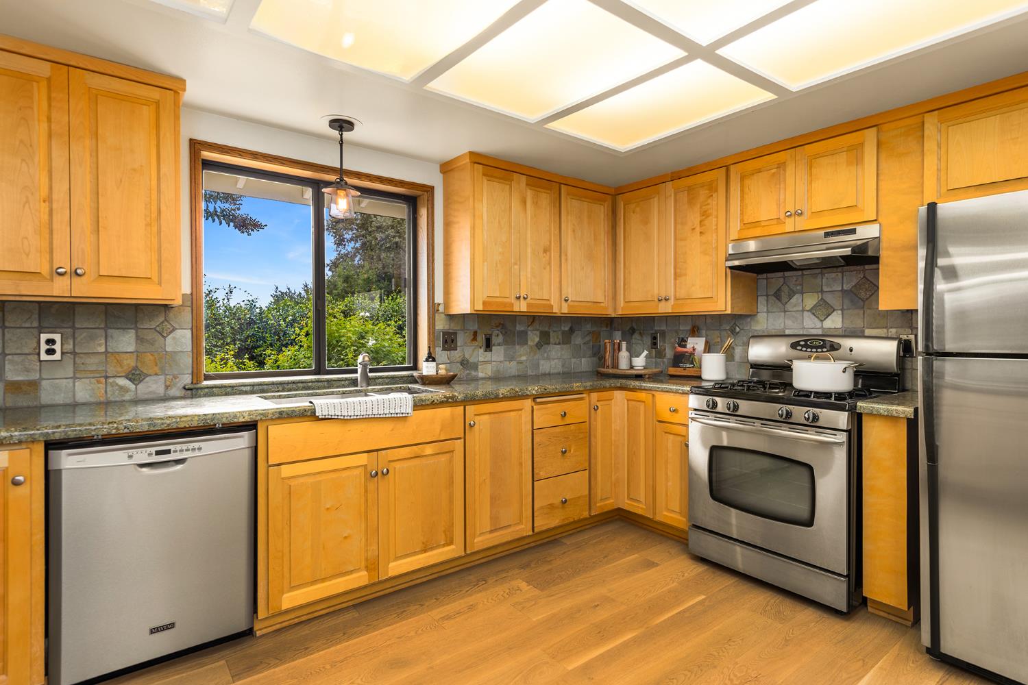 1209 San Ramon Way Ojai, CA 93023 - Photo 12 of 46 Gallery Image 12