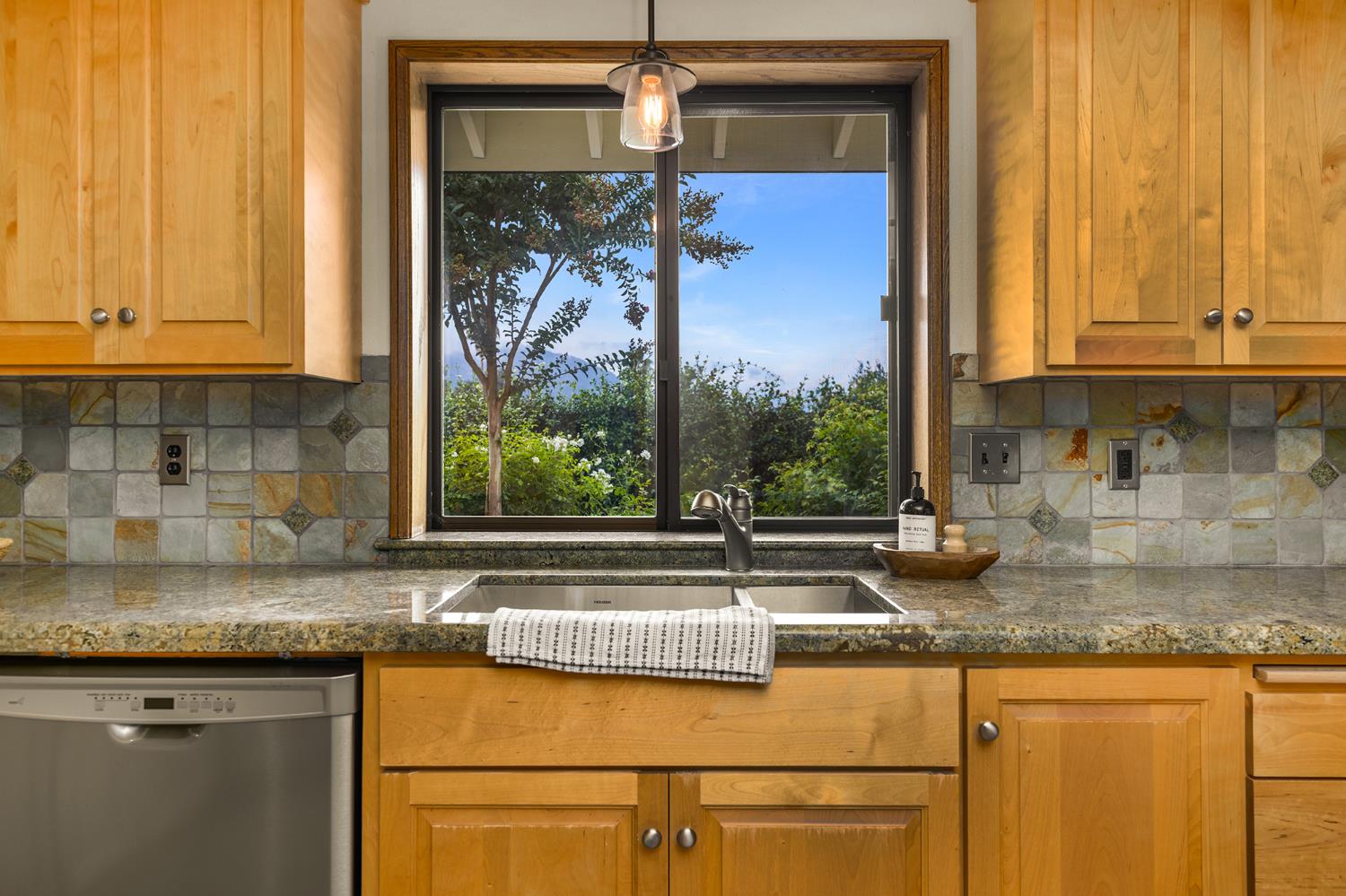 1209 San Ramon Way Ojai, CA 93023 - Photo 13 of 46 Gallery Image 13