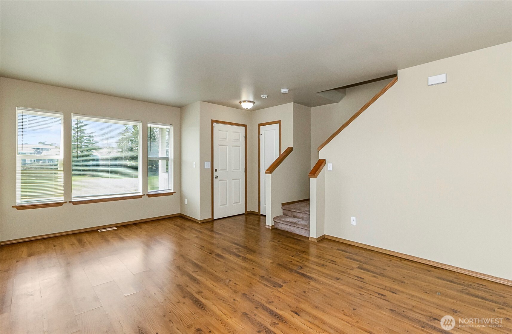 2905 11th Street, Unit B Everett, WA 98201 - Photo 8 of 23