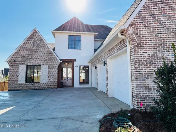$875,000 | 409 Whittington Circle, Madison, MS 39110